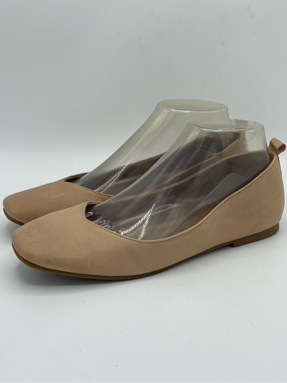 Lucky Brand Destrien 2 Nude Leather Ballet Flats - Classic Slip-On Comfort.